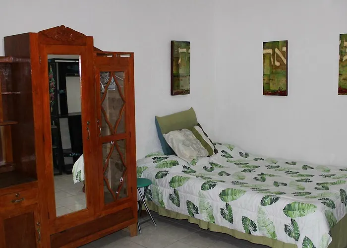 Panagsama Beach Studio - Claritas